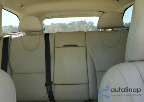 2015 Volvo Xc60 T6 Premier from USA, damaged, VIN YV4902RB6F2599102